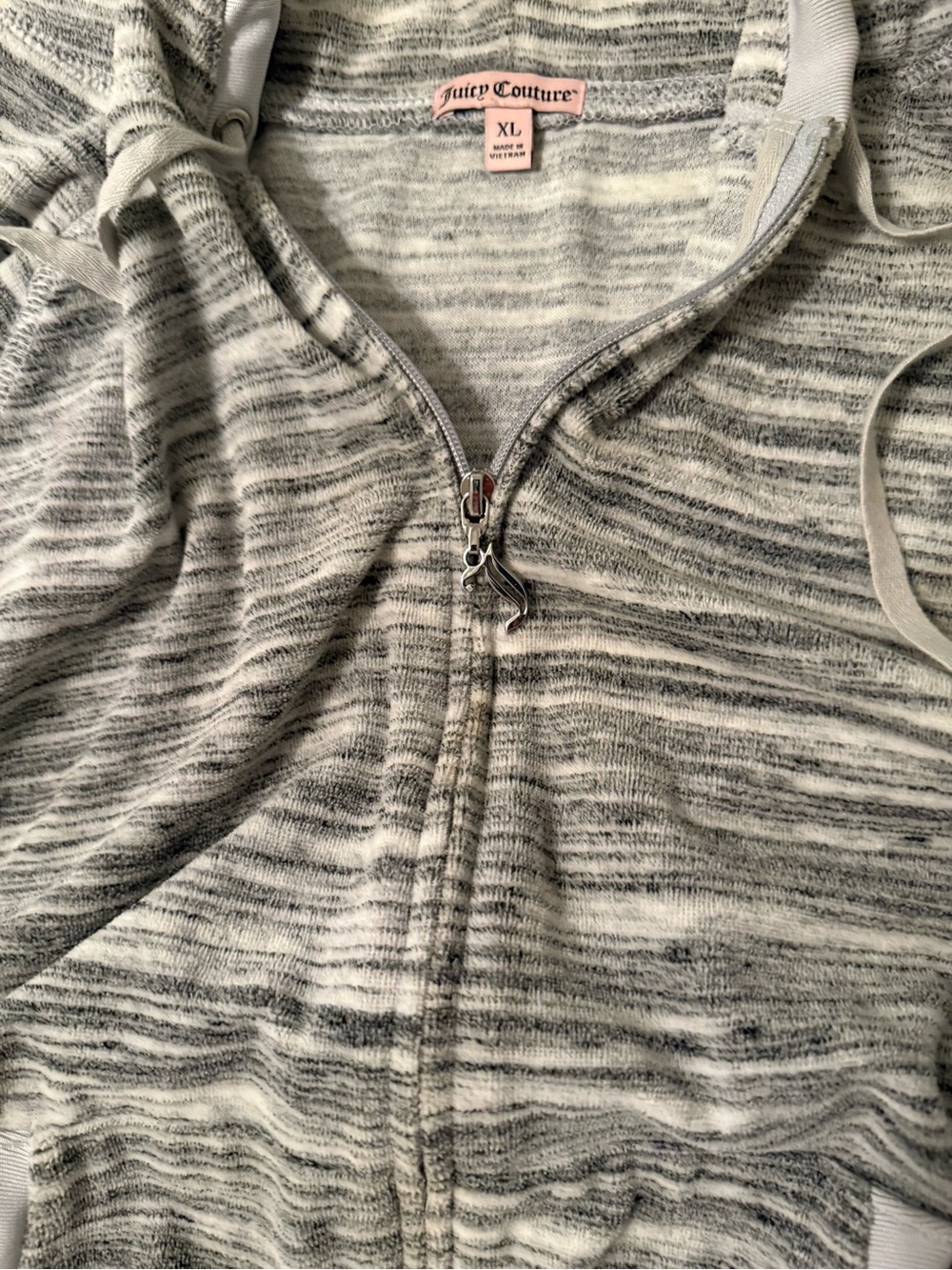 Juicy Couture Hoodie - Picture 3 of 7